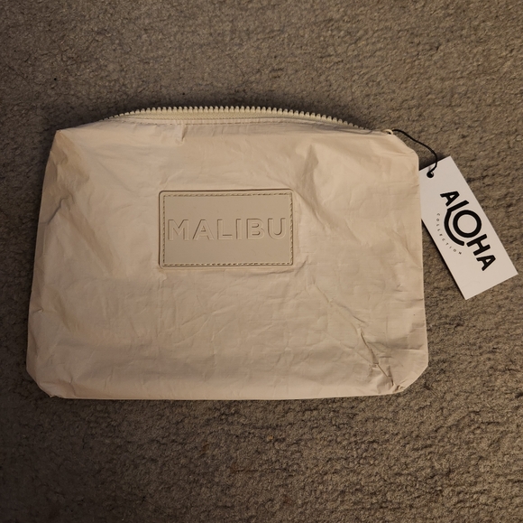 Aloha Collection Malibu Exclusive Small Pouch - Picture 1 of 4